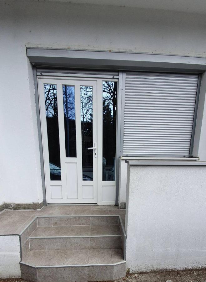 Apartment Star 2 Bihać Buitenkant foto